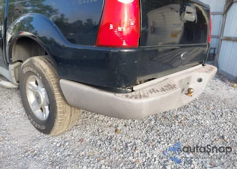 2001 Ford Explorer Sport Trac from USA, damaged, VIN 1FMZU67E21UA21793